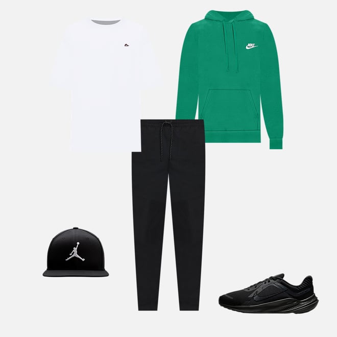 Nike Sportswear Tech Essentials Men's lined Commuter Pants.