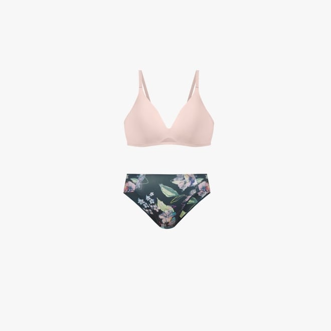 Soma 360 Perfect Coverage Wireless Bra Antique Pink