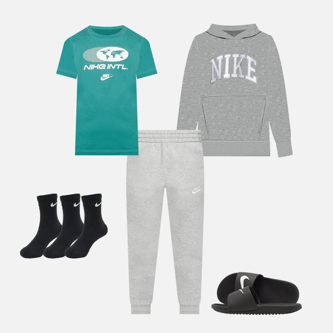 Nike store youth medium bundle of 9