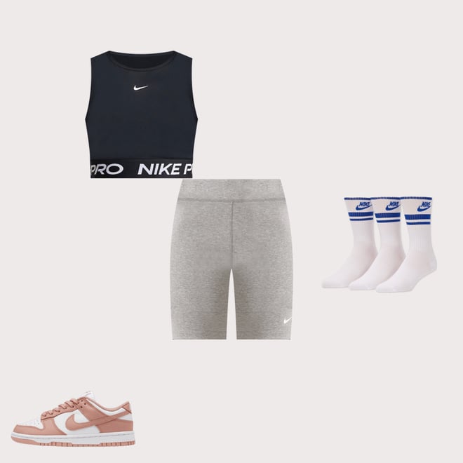 Nike  Dunk Low