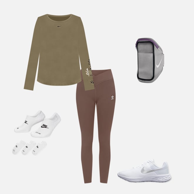 Nike pocket armband plus best sale