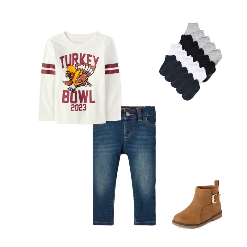 TURKEY BOWL Family Thanksgiving Football Memes Turkey Bowl Referee Family  Thanksgiving Football Game Meme Throw Pillow, 16x16, Multicolor