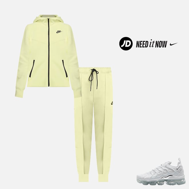 Women's Nike Sportswear Essential Taped Fleece Jogger Pants