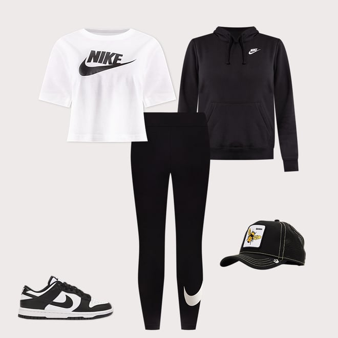 Nike Classics Essential Swoosh Leggings – DTLR