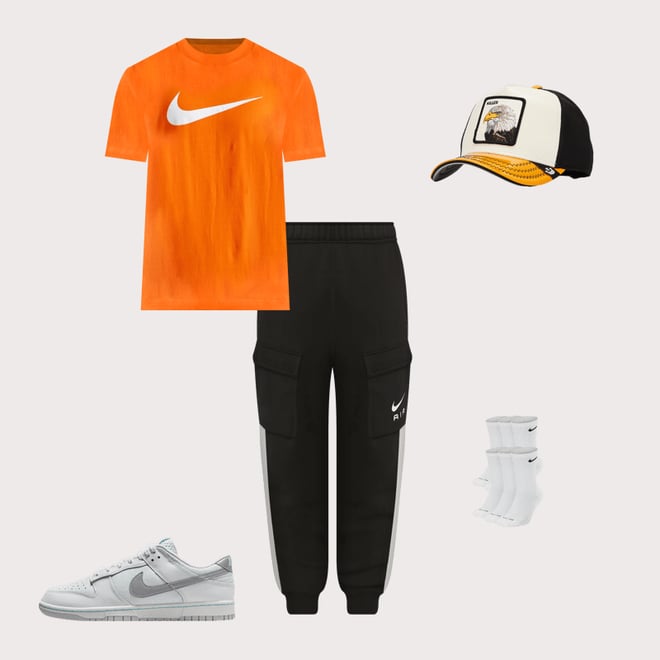 Nike Swoosh Tee