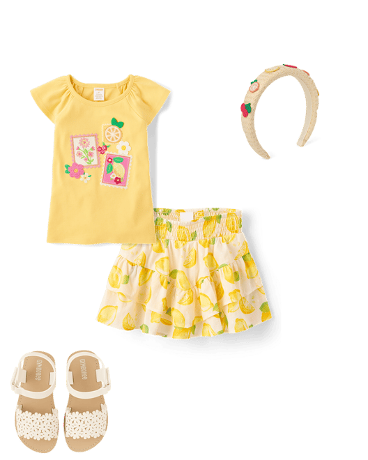  . Outfit 1 of 2. 