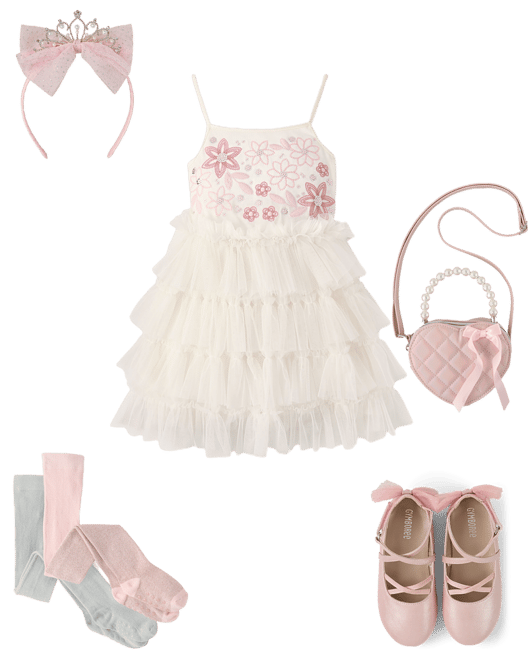  . Outfit 3 of 6. 