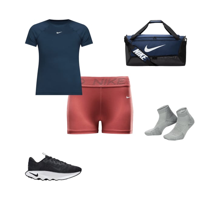 Nike Women's Pro Mid-Rise 3