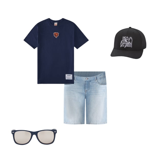 Chicago Bears Mini Logo Relaxed Graphic Tee
