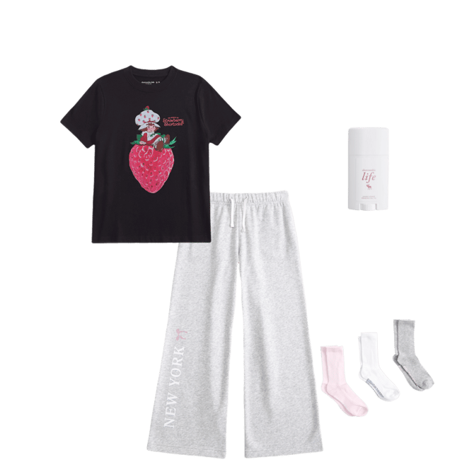 oversized strawberry shortcake graphic tee