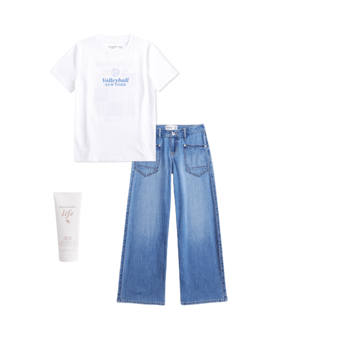 oversized graphic logo tee