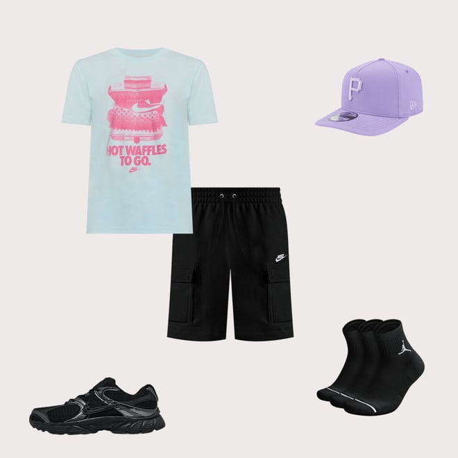 Nike Club Fleece Cargo Shorts