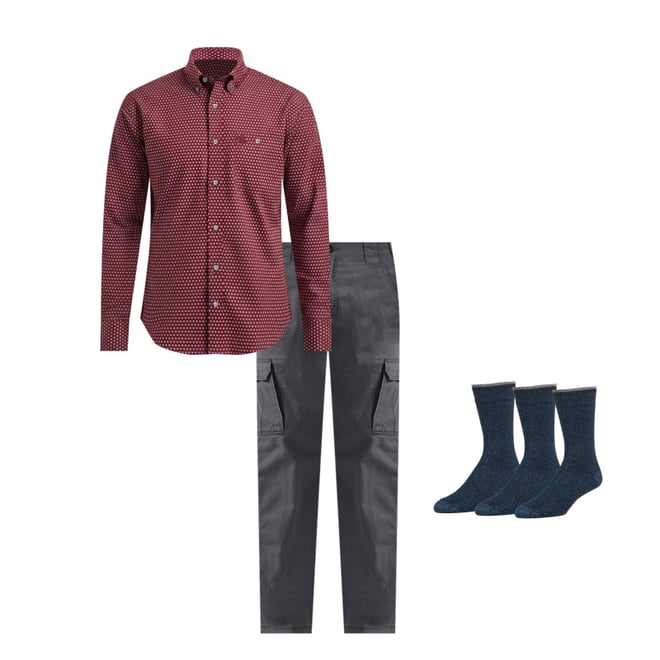 Wrangler® George Strait™ Long Sleeve Button Down One Pocket Shirt in Burgundy Dot