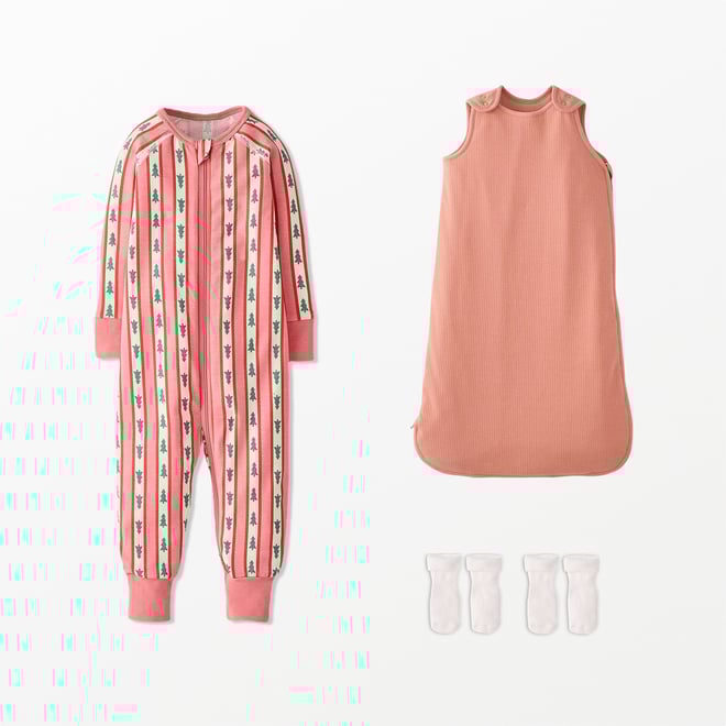 Holiday HannaSoft™ Stretch Sleeper | Hanna Andersson