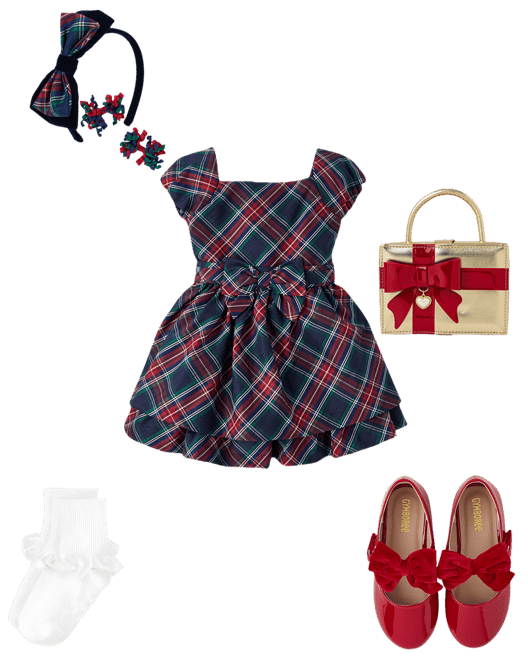  . Outfit 1 of 4. 