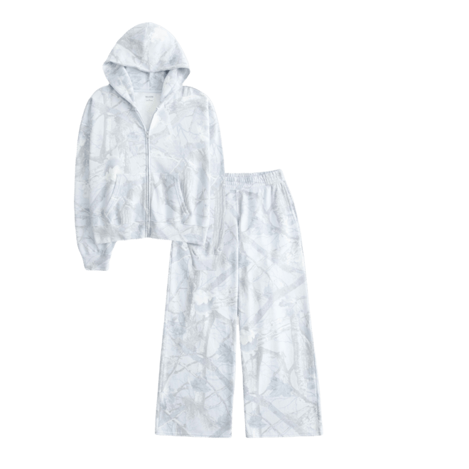 Easiest Zip-Up Camo Hoodie