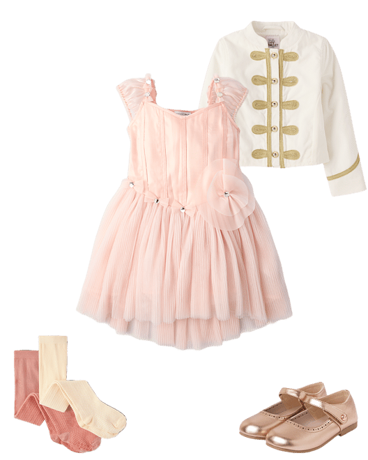  . Outfit 7 of 7. 
