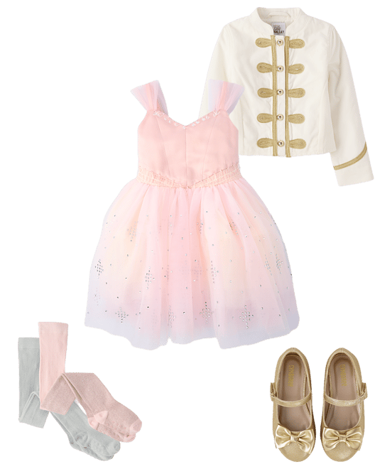  . Outfit 4 of 7. 