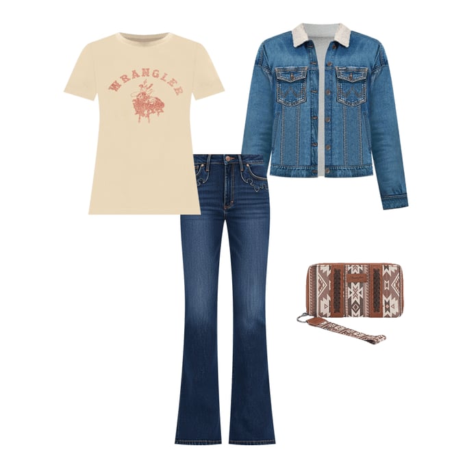 Women's Wrangler Retro® Sherpa Lined Western Denim Jacket in Denim