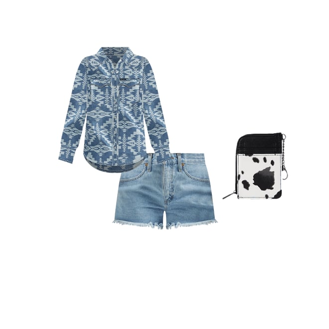 Women's Geometric Cowboy Snap Shirt in Light Wash