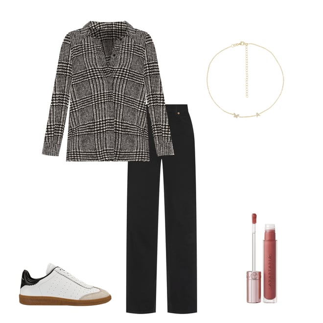 2nd bundle featuring 4 items which compliment Oversized Boyfriend NK Shirt