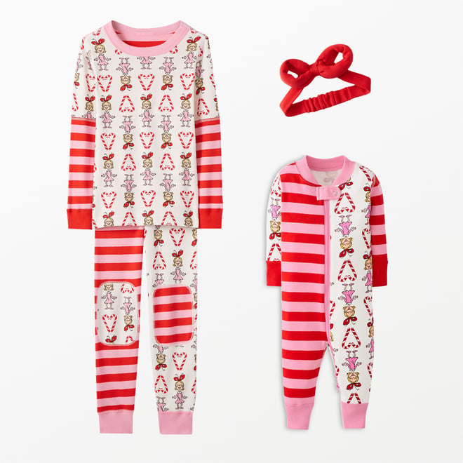 RESERVED bundle outlet of 3 pjs