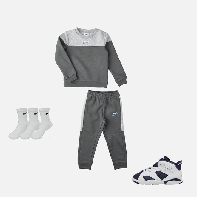 RESERVED outlet - Nike 4T bundles