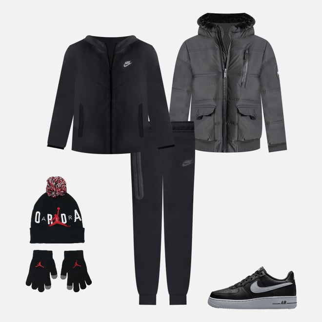 Nike Sportswear L Boys 6 Item outlet Bundle Deal