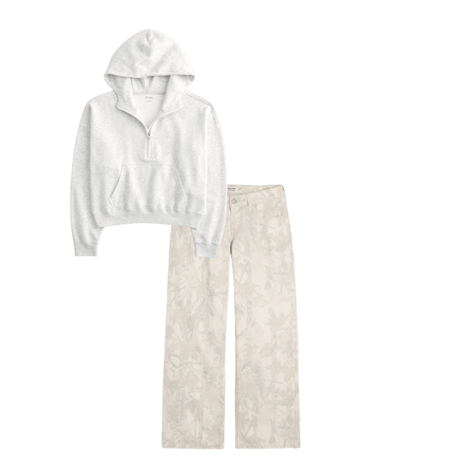 Low-Rise Camo Baggy Jeans