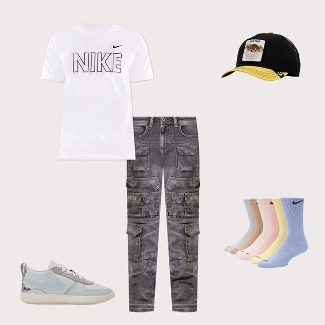 Nike Sportswear Tee