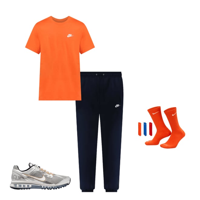 Nike NSW Club Short Sleeve T-Shirt