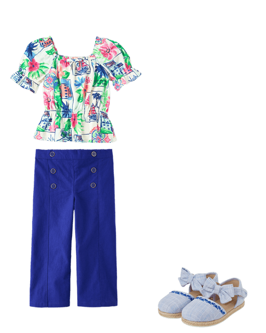  . Outfit 4 of 5. 