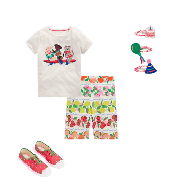 1st bundle featuring 3 items which compliment T-Shirt mit Applikation