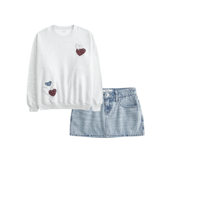 Oversized Heart Graphic Crew Sweatshirt