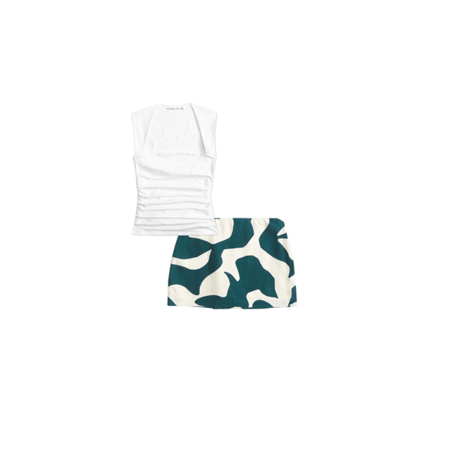 The A&F Scarlett Mid Rise Linen-Blend Mini Skort