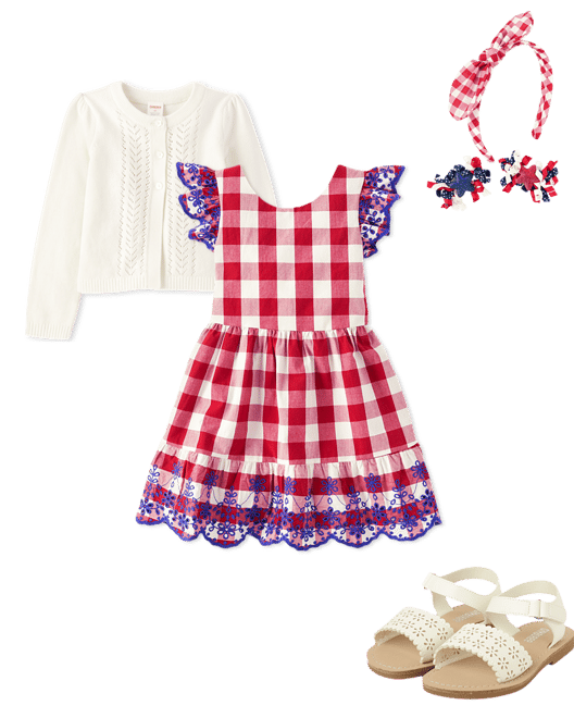  . Outfit 1 of 3. 