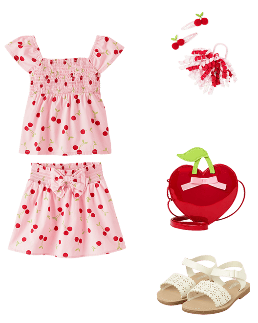  . Outfit 4 of 10. 