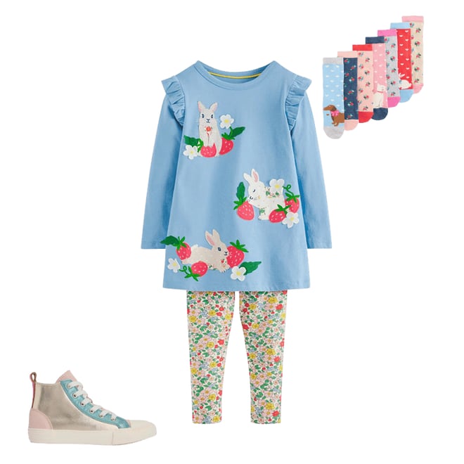 3rd bundle featuring 2 items which compliment Socks 7 Pack-Valentines Animals