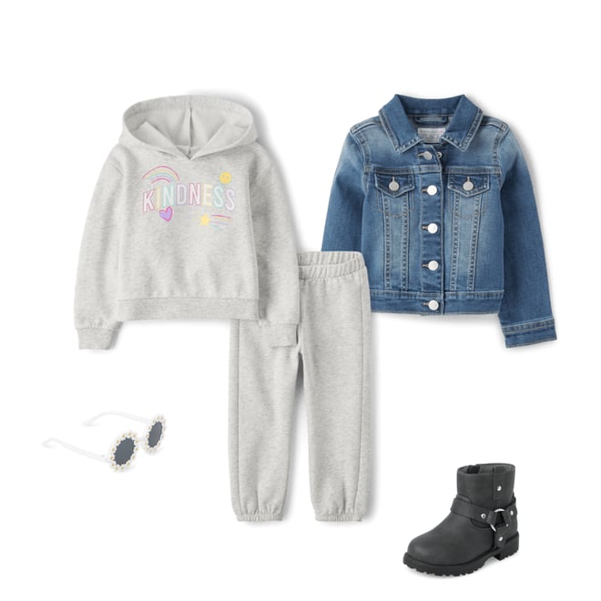 3rd bundle featuring 3 items which compliment Toddler Girls Graphic Fleece 2-Piece Outfit Set