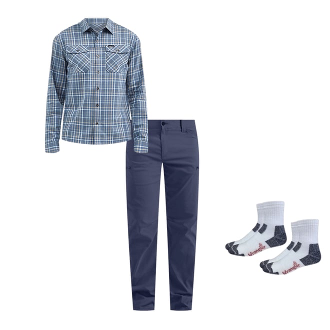 Men's Wrangler® Flex Waist Outdoor Cargo Pant in Blue Nights