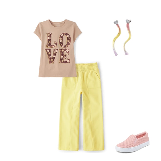 5th bundle featuring 3 items which compliment Girls Love Graphic Tee