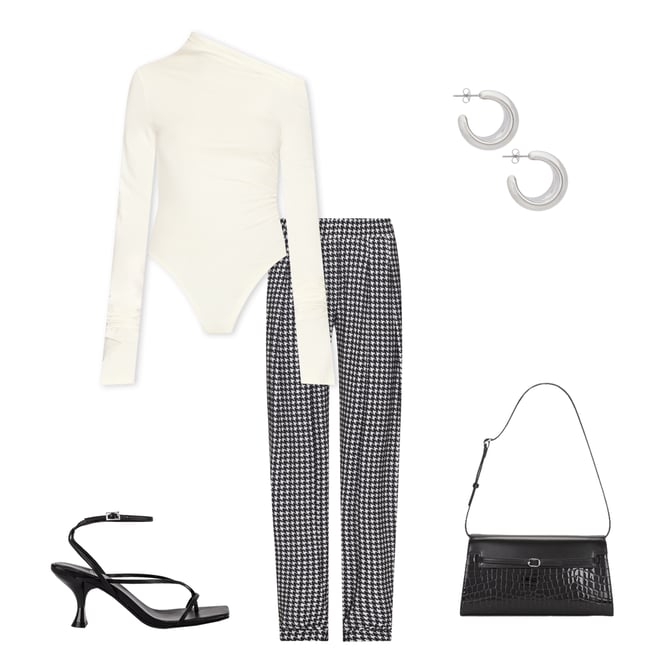 1st bundle featuring 4 items which compliment Fluxx Sandal