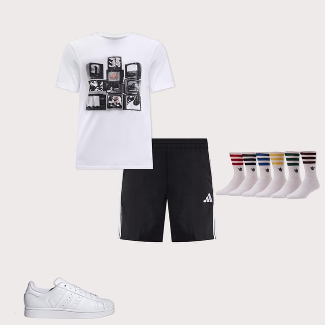Adidas Essential 3-Stripes Chelsea Shorts