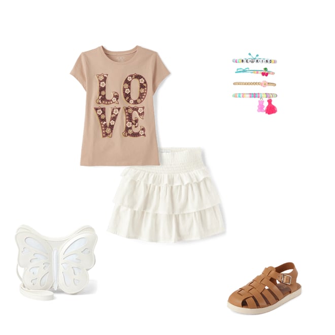 4th bundle featuring 4 items which compliment Girls Love Graphic Tee