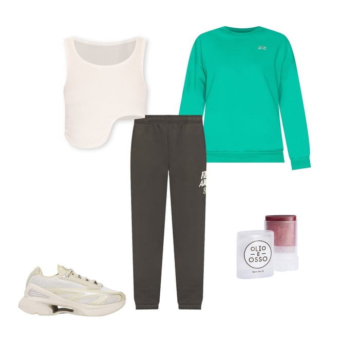 alo Accolade Crew Neck Pullover in Spruce Green | REVOLVE