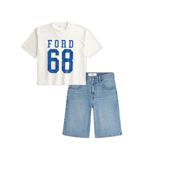 Below-the-Knee Medium Wash Super Baggy Denim Shorts