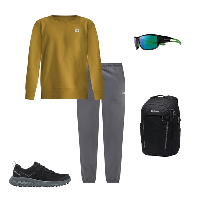 The North Face Men's Heritage Patch Crewneck Sweatshirt