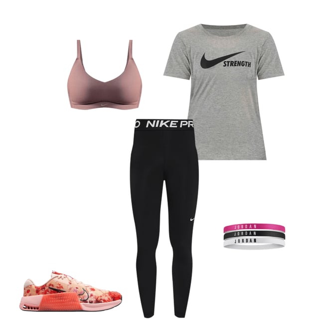 Nike Women's Alate Minimalist Light-Support Padded