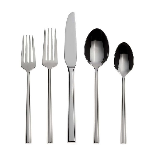 Modern Oneida Stainless Steel Flatware Set - Auction Ohio