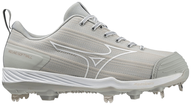 Mizuno Women's Sweep 6 Metal Fastpitch Softball Cleats | Dick's